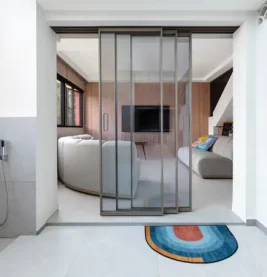PERFECT_DOOR_1